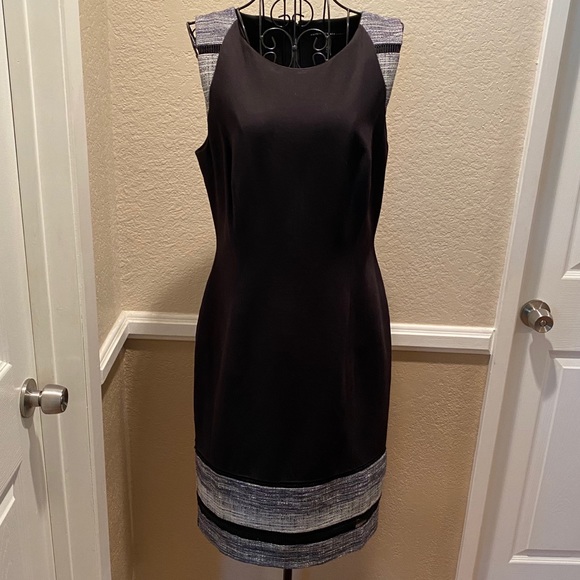 WHBM SLEEVELESS BLACK TWEED BORDER SHEATH DRESS - Picture 4 of 8